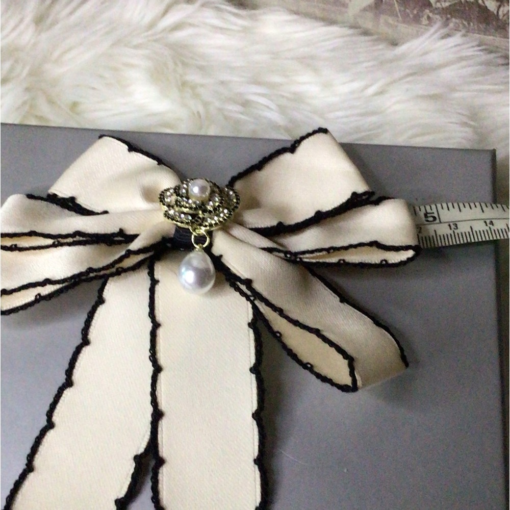NEW SHIRT DECORATIVE ELEGANT WAVY EDGE BOW